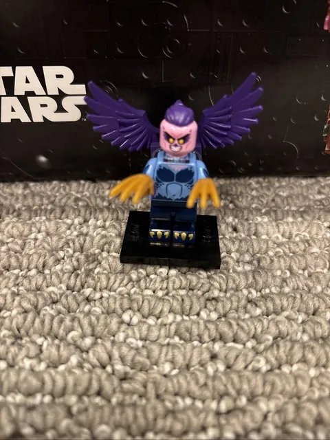 LEGO Harpy Minifigure with Dark Purple Wings, Series 25, 71045 CMF