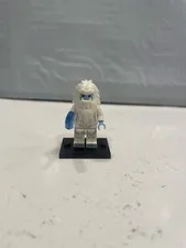 LEGO Yeti Minifigure 71002 Collectible Series 11 CMF with popsicle