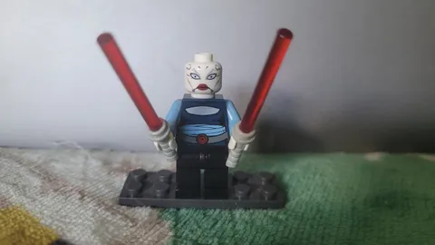 LEGO Asajj Ventress Clone Wars Minifigure sw0195 7676