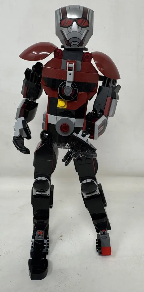LEGO Marvel Ant-Man Construction Figure 76256 Incomplete Parts Missing Figure