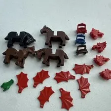 Vintage Lego Horse’s and pieces pictured.