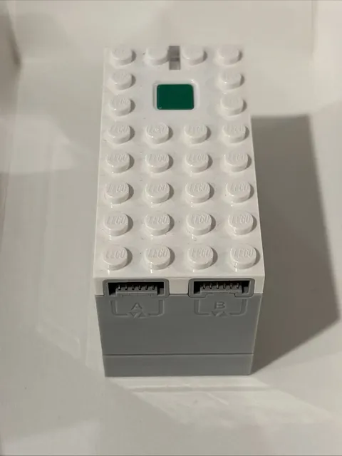 Lego Electric 9V Battery Box Powered Up Bluetooth Hub #34742c01 Tested & Working