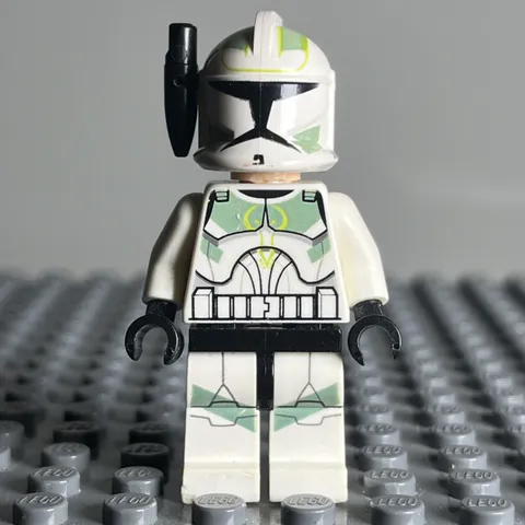 Lego Clone Trooper Minifigure Horn Company 7913 sw0298 Star Wars CMF Lot Rare 2T