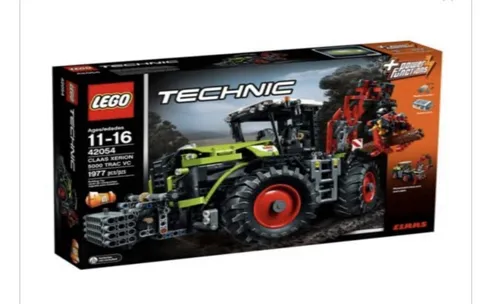 LEGO 42054 CLAAS XERION 5000 TRAC VC, MOTORIZED. NEW IN BOX, VINTAGE, RETIRED!!