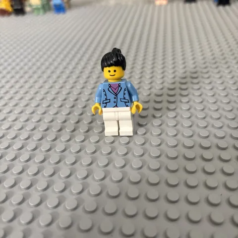 LEGO City Female Minifigure Black Ponytail Blue Jacket Office Worker Town RARE