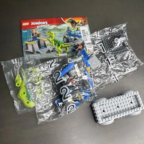 Lego Juniors Jurassic World 10757 Raptor Rescue Truck Complete Set Without Box