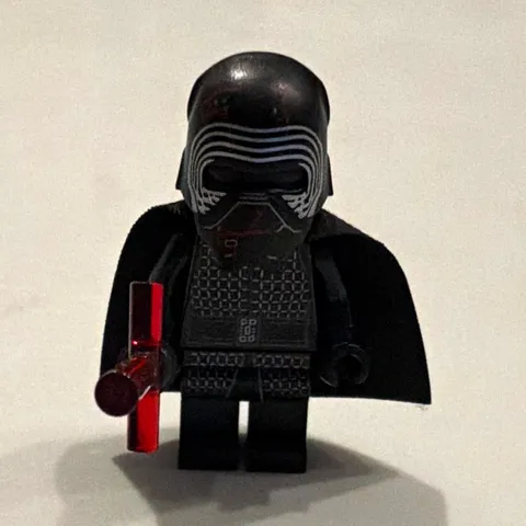 LEGO Star Wars Kylo Ren Minifigure w/ Red Lightsaber & Black Cape 2019