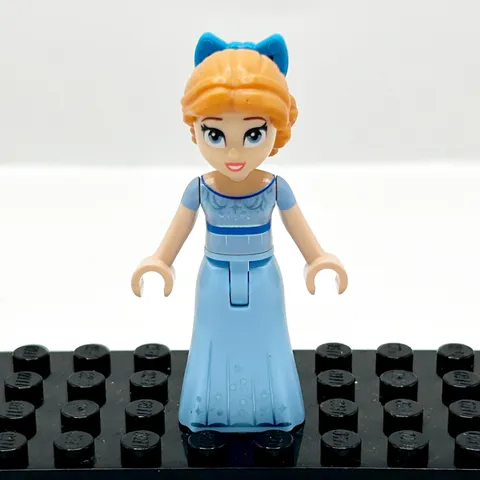 Lego Disney Wendy Darling Minifigure From 43215 The Enchanted Treehouse Dis122
