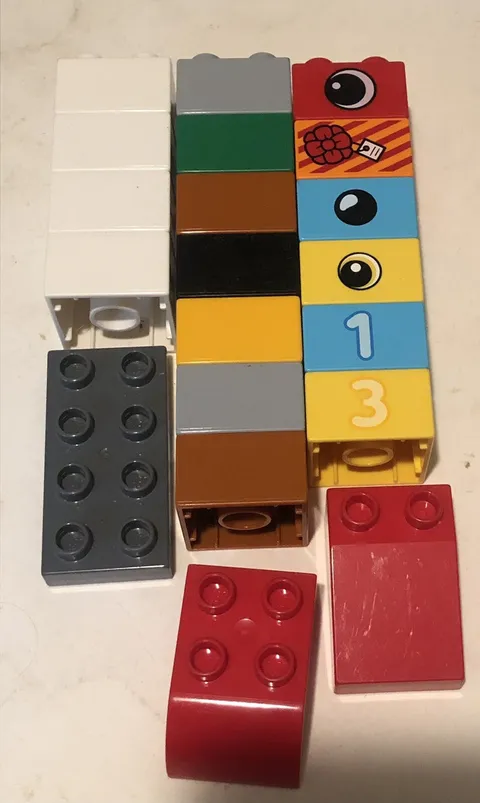 Lego Duplo Lot Of 20 Pieces Parts Pictured