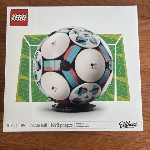LEGO 43019 Editions SOCCER BALL 1498 Piece New And Sealed