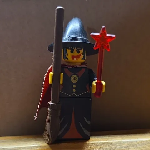 LEGO Minifigures Witch Castle Fright Bat Lord 