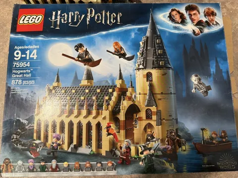 LEGO Harry Potter Hogwarts Great Hall 75954 878pcs Complete Set w/ Box