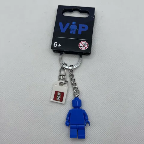 LEGO VIP Insiders Monochrome Blue Minifigure Keychain 854090 NWT Exclusive