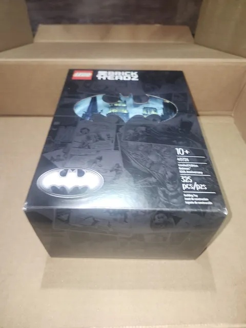 LEGO BrickHeadz 40726 Limited Edition Batman 85th Anniversary VIP Gift