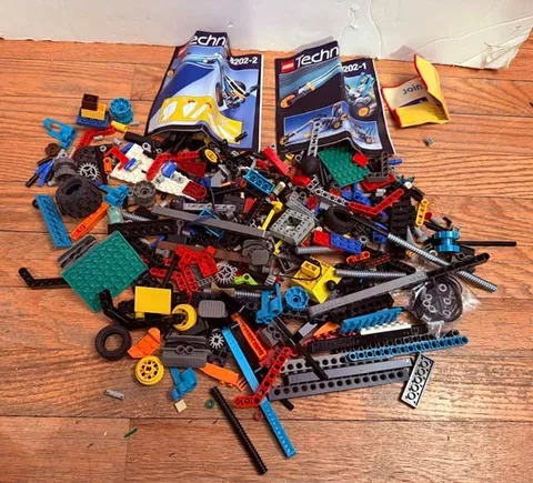 Lego Technic 8202 Bungee Chopper 2 Manuals Lot Vintage