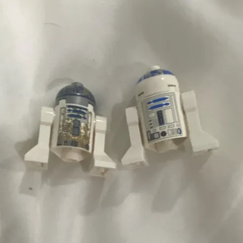 LEGO Star Wars R2-D2 Astromech Droid Minifigure Parts Lot of 2 White/Blue
