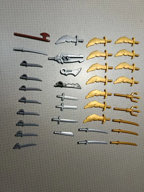 LEGO Castle Minifigure Weapons Swords, Sabres, etc Small Joblot Bundle
