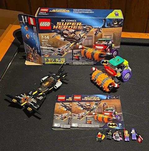 LEGO DC Super Heroes Batman Joker Steam Roller 76013 486pc w/ Box & Instructions