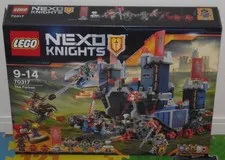 LEGO Nexo Knights Mobile Fortress Fortrex 70317 Toy Set