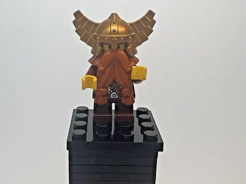LEGO Castle Minifigure - Fantasy Era Dwarf Orange Beard - CAS395 from giant ches