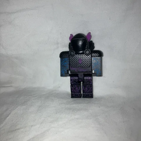 LEGO Fortnite Raven Minifigure from 77073