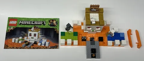 LEGO MINECRAFT: The Skull Arena Set #21145 USED BUT COMPLETE See Description.