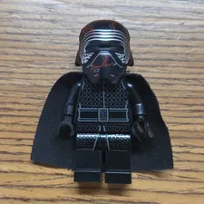 LEGO Star Wars sw 1061 Kylo Ren Minifigure w/ Black Outfit, Cape & Helmet