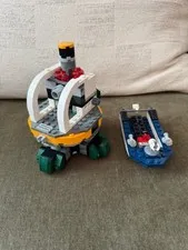 Lego 76059, SPIDER-MAN: DOC OCK'S TENTACLE TRAP (INCOMPETE FOR PARTS)