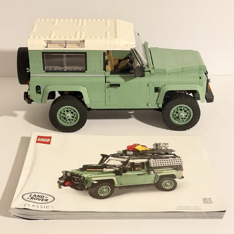 LEGO Icons Land Rover Classic Defender 90 (10317)