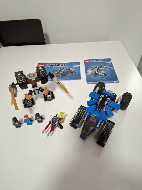 LEGO NINJAGO 70723 - THUNDER RAIDER Masters Of Spinjitsu complete with Instr.