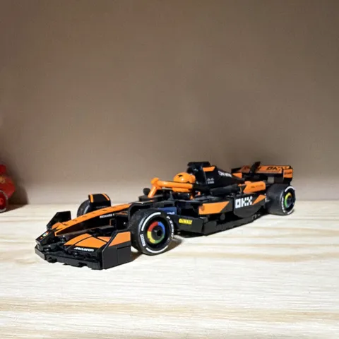 LEGO Speed Champions 76919 2023 McLaren F1 Race Car Set 245pcs Minifigure