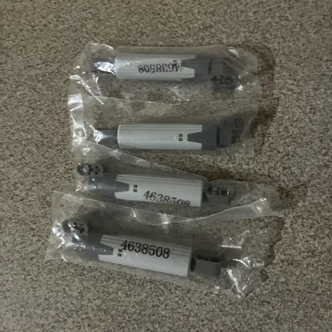 Four Sealed Sets Of Lego Mind Storms Pistons 4638508 ￼￼