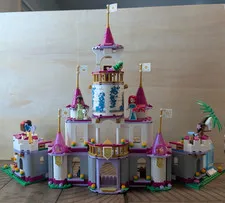 LEGO Disney: Ultimate Adventure Castle (43205)