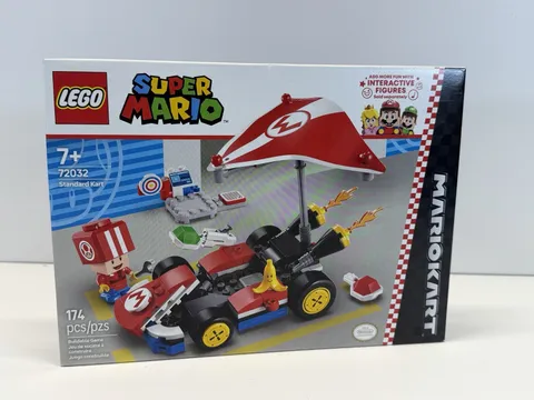 LEGO Super Mario Kart-Standard Kart (72032) Toad Pit Crew Features Sound Effects