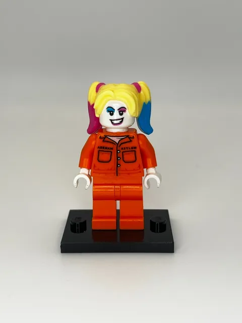LEGO Super Heroes: Batman II: Harley Quinn - Prison Minifigure (76138/ sh0599)