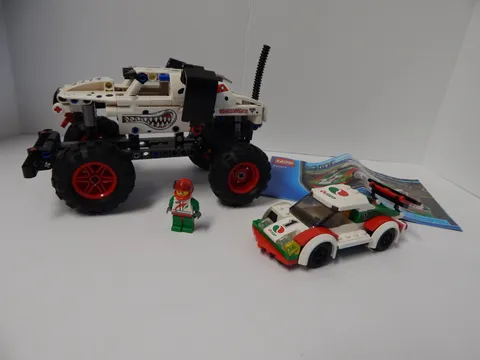 2 LEGO SETS TECHNIC MONSTER JAM MUTT & OCTAN RACE CAR W/MINIFIG & MANUAL BUILT