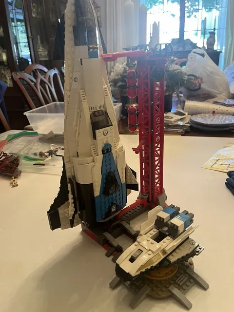 LEGO Overwatch Watchpoint Gibraltar 75975 Spaceship - Retired Rare & 75970 Ship