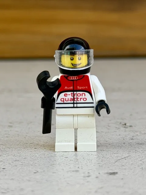 LEGO® Audi R18 E-Tron Quattro Driver Minifig sc024 Speed Champions 75872