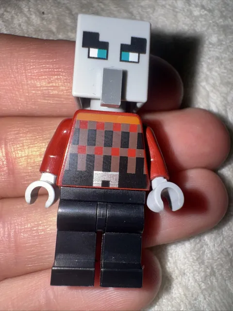 Lego Pillager 21159 Minecraft Minifigure