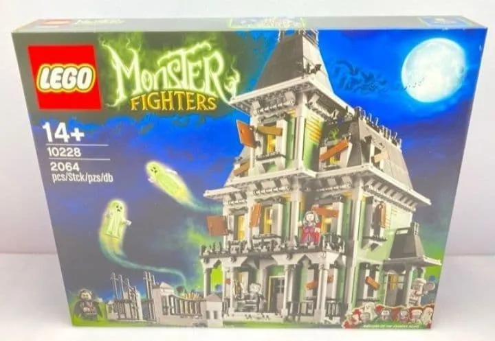 LEGO Monster Fighters Haunted House 10228 In 2012 New Retired