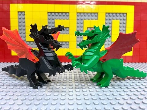 LEGO Dragon Mini Figures 2 Set Green Dragon Black Dragon Castle Series