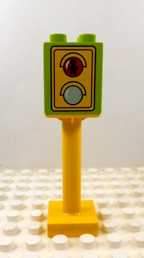 Lego Duplo Item Traffic Light 2x2 w/ 4" stanchion lime/canary