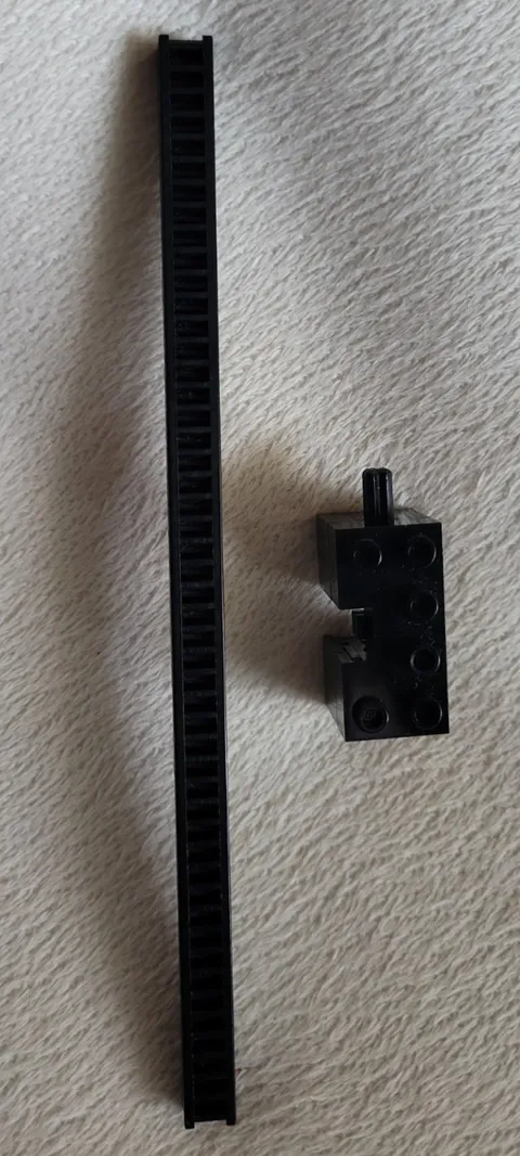 LEGO 2428 Technic Rack 1x20x2/3 Black & Rack Winder 2426c01