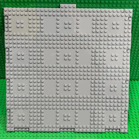 Lego Plates 32 x 32 : Thick Platform : Light Bluish Gray (18922 + 15624)
