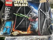 LEGO Star Wars UCS 75095 TIE Fighter open box