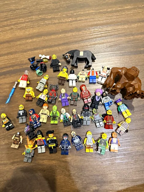 Lego mini figures lot, good condition, some of them by itself worth $20, Star Wa