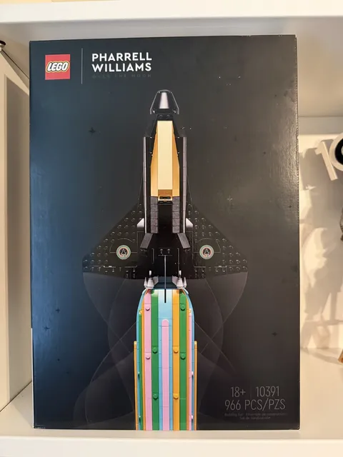 LEGO 10391 Over the Moon - Pharrell Williams - New Sealed
