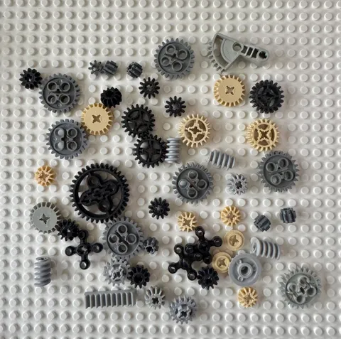 LEGO Lot of 50 Technic Gears (Exactly As Pictured)