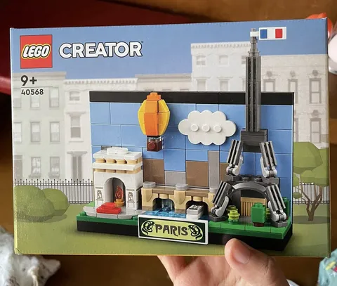 LEGO CREATOR Paris Postcard Pack (40568)