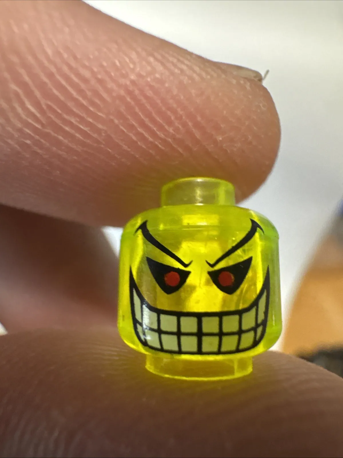 Joker Bomb Head 7782 7888 2006-2008 Batman LEGO Accessories Neon
